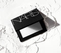 NARS Light Reflecting Setting Pressed Powder - Poudre Matifiante
